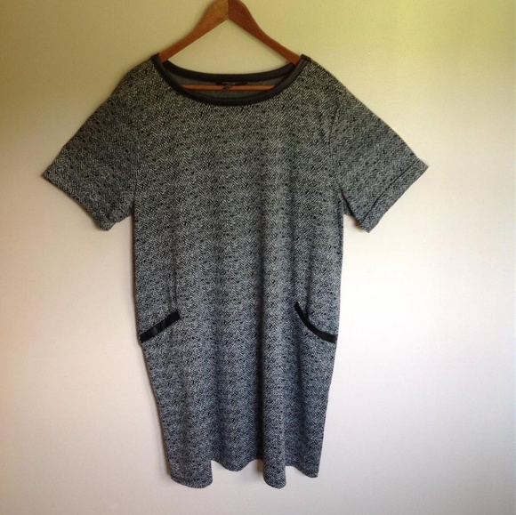 Black and white faux leather dress - Picture 2 of 5